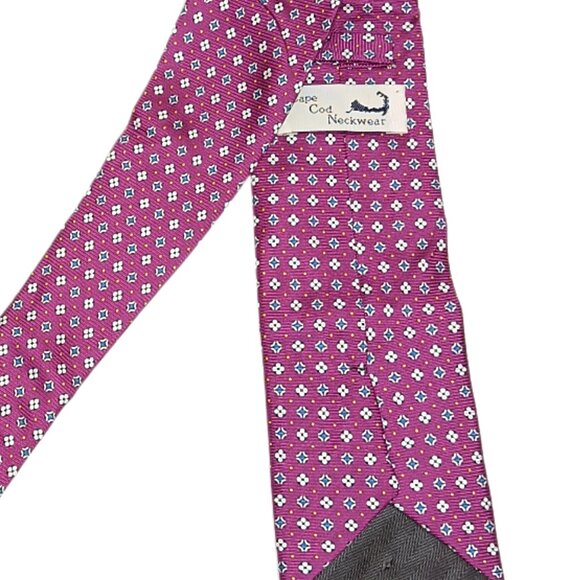 Cape Cod Neckwear Silk Tie Men’s 60.5” Fuchsia Blue Geometric Designer Classic - Picture 4 of 4